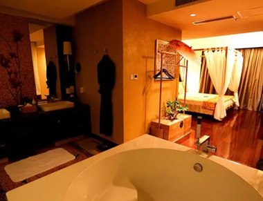 广州增城养生会所的黄昏恋：当爱情遇上八十岁